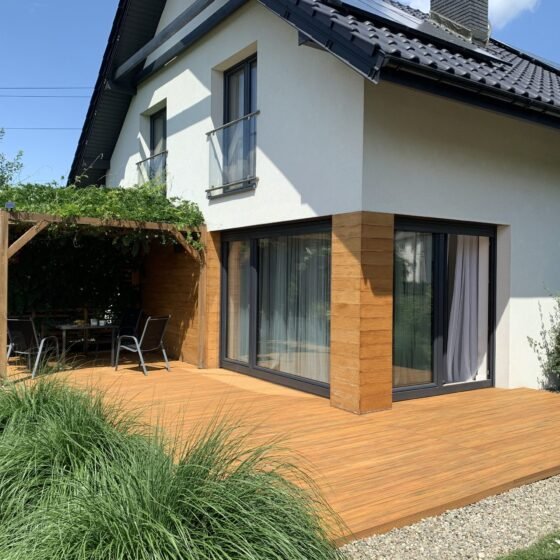 Royalhouse terrace decking boards WPC amber